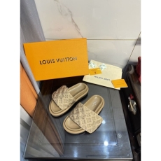 Louis Vuitton Low Shoes